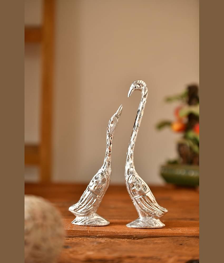 Fashion Bizz Swan Pair / Kissing Duck/Love Birds/ Decorative Showpiece- 19 cm