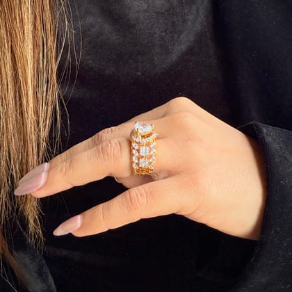 VS Sterling Silver Cocktail Ring 062 8g-9