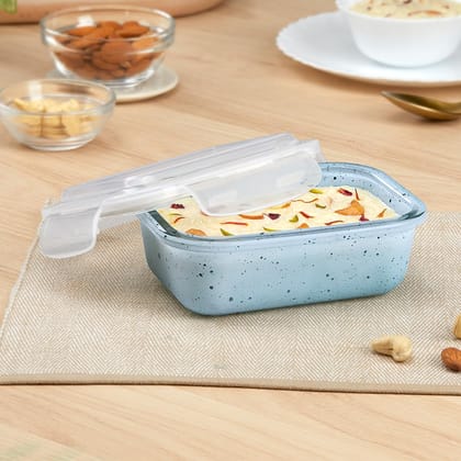 Borosil 370 ml Blue Food Storage Container with Air Tight Lid | Rectangle Shape Borosilicate Glass Organiser | Microwave & Dishwasher Safe | For Fridge, Kitchen Storage
