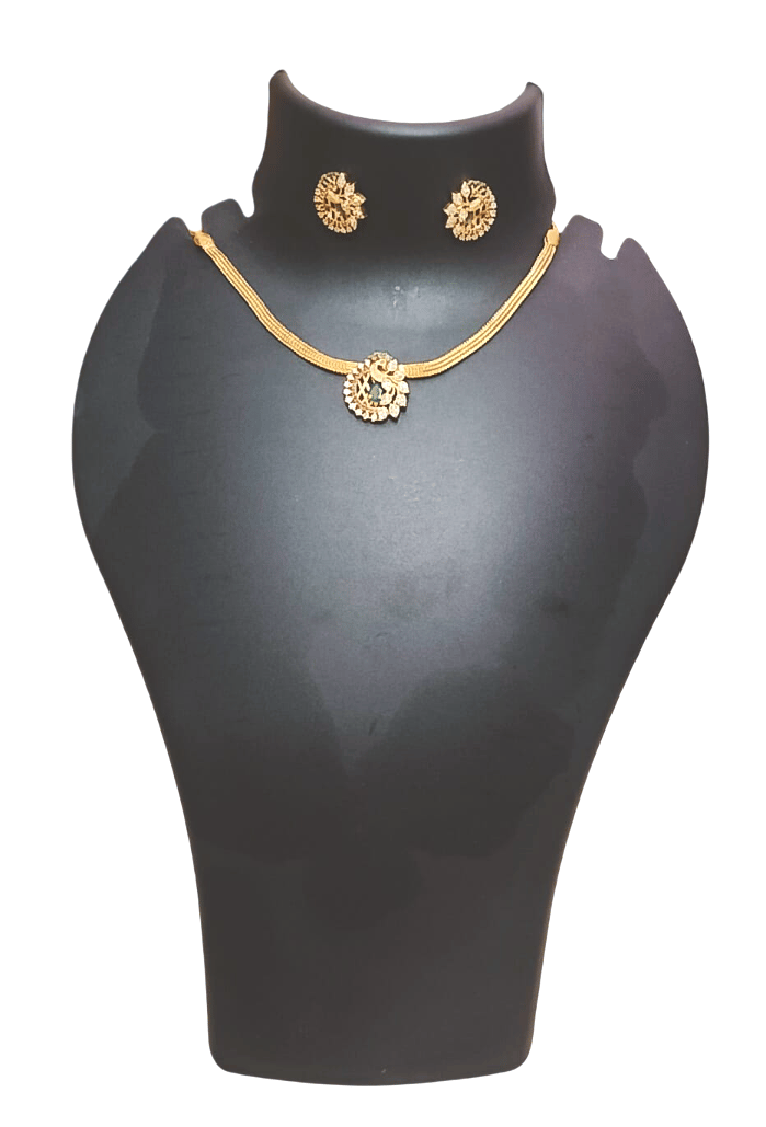 Elegant Floral Gold-Plated Necklace Set