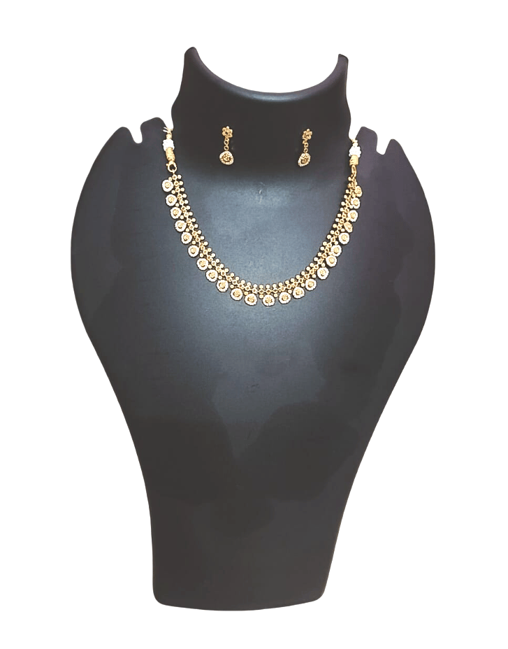 Traditional Gold-Plated Floral Necklace Set
