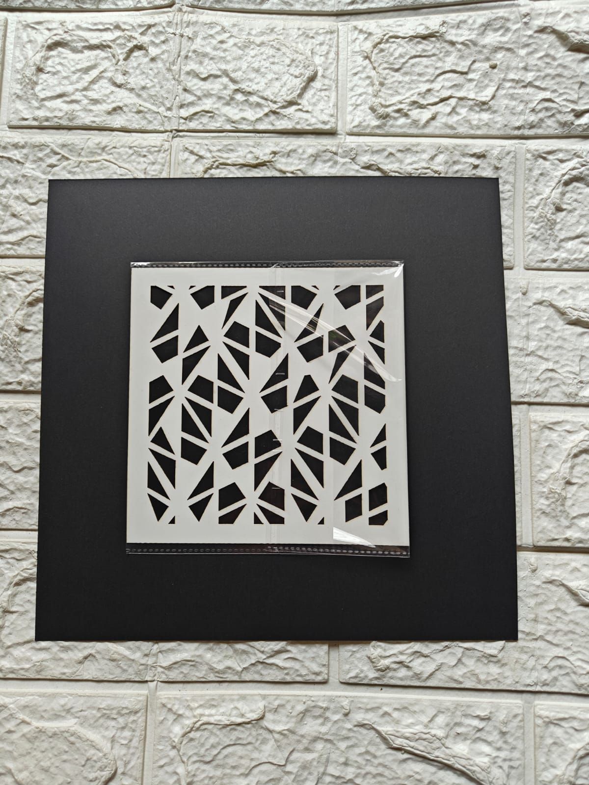Triangle pattern stencil 15cm*15cm