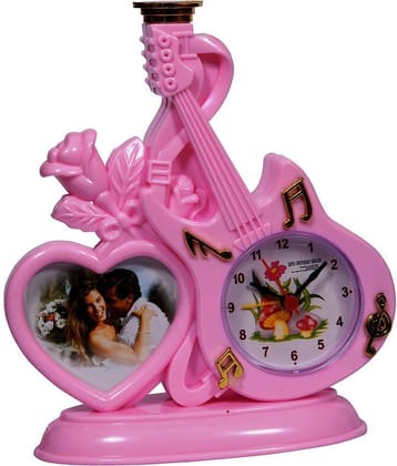 Sigaram Analog Plastic Triangle Table Clock - Pack of 1