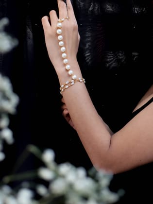 Raiza Pearl Hathphool-Gold