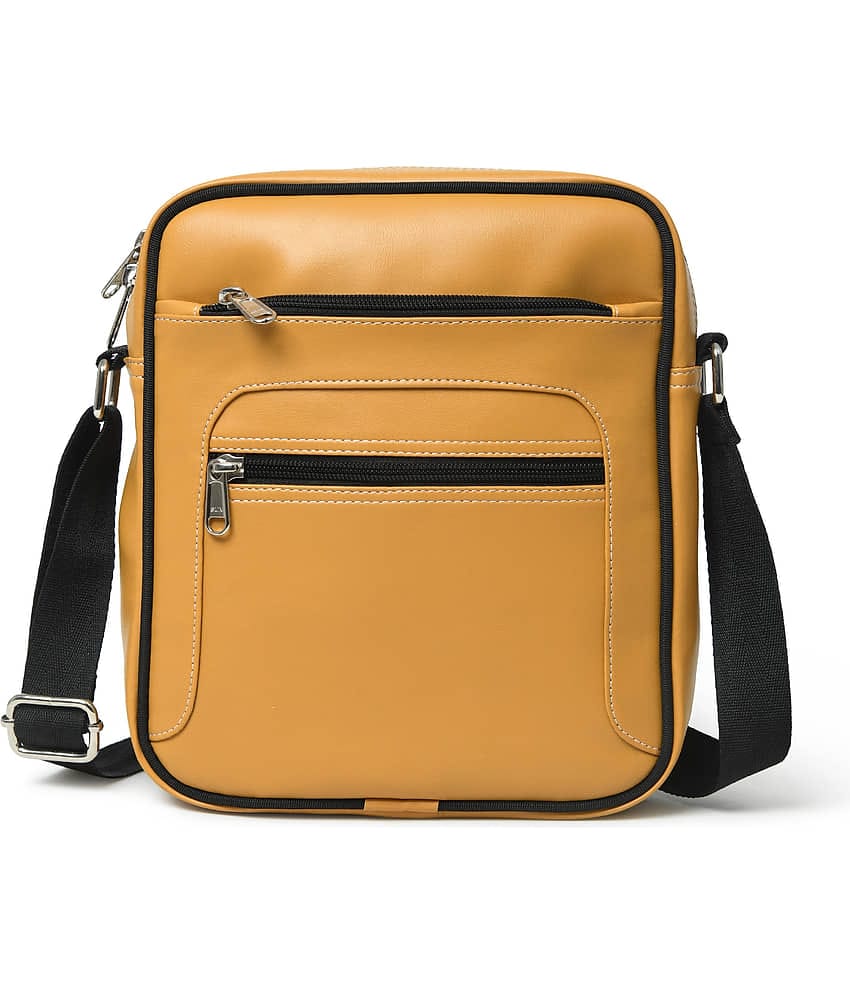 MATRICE - Yellow Solid Messenger Bag