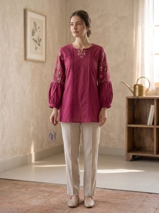 Glamvila Magenta Melange Top