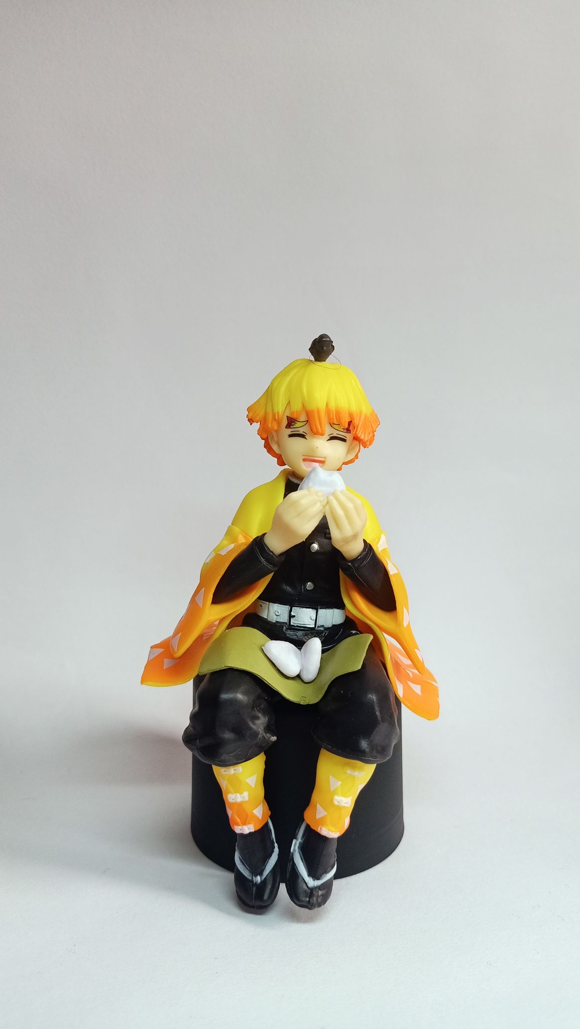 Zenitsu Agatsuma 14cm Action Figure - Demon Slayer Anime Collectible