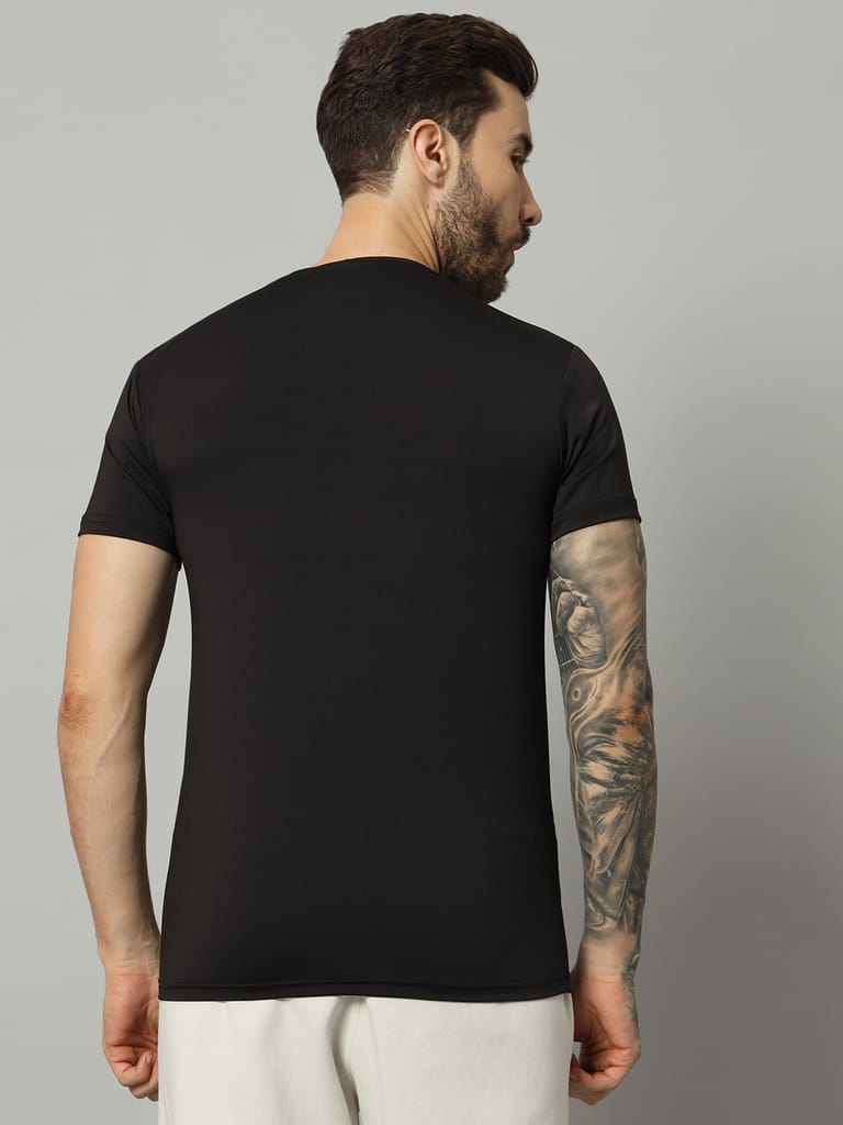Savvy X Wear Men's Solid Round Neck Performance blackT-Shirt