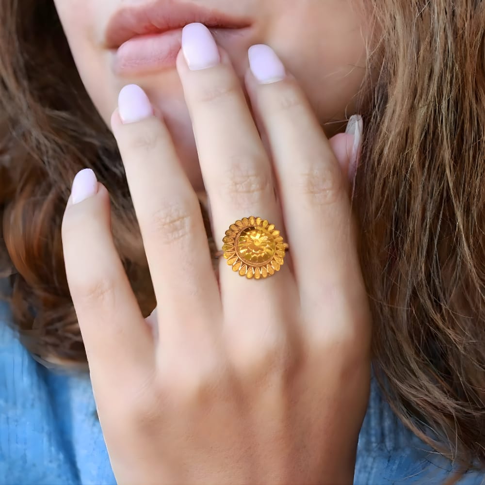 Elegant Floral Medallion Gold-Tone Ring - Jewellery Sets | Buy online on ZillyBuy