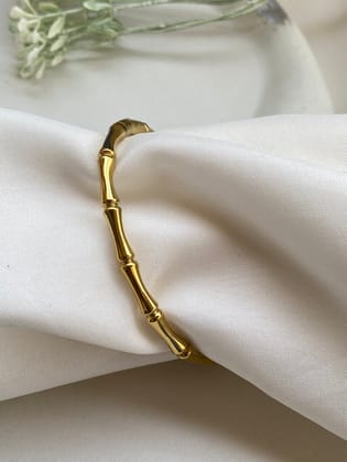 Anti Tarnish Elegant Gold-Tone Bamboo Design Stretch Bracelet for Women Minimalist Bangle Lightweight Fashion Jewellery Stainless Steel
