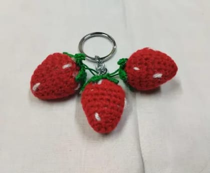 Charming Crochet Strawberries Keychain - Handmade Fruit Accessory Charming Crochet Strawberries Keychain - Handmade Fruit Accessory