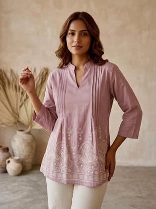 Glamvila Meher Motif Top 