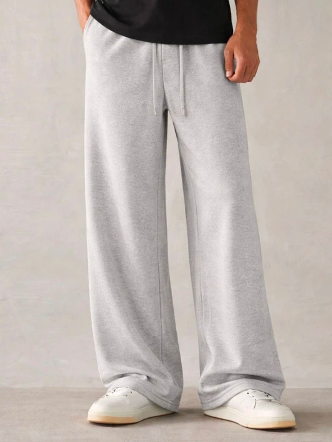 Men's Relaxed Baggy Fit Sweatpants in Light Grey