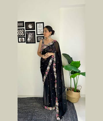 Rangtulika Ethnics Georgette Woven Banarasi saree With Unstitched Blouse Piece ( Black )
