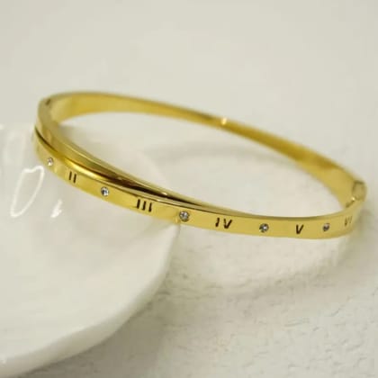 Daily Roman Bangle