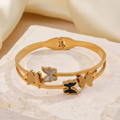 The Flutter 304 Bangle