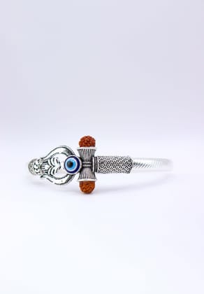 Trishul Kadha