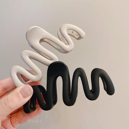 Matte hair Claw Clip Set of 3pcs