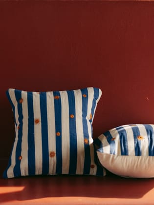 Patchwork Blue & Off White Pillow Cover Patchwork Blue & Off White Pillow Cover