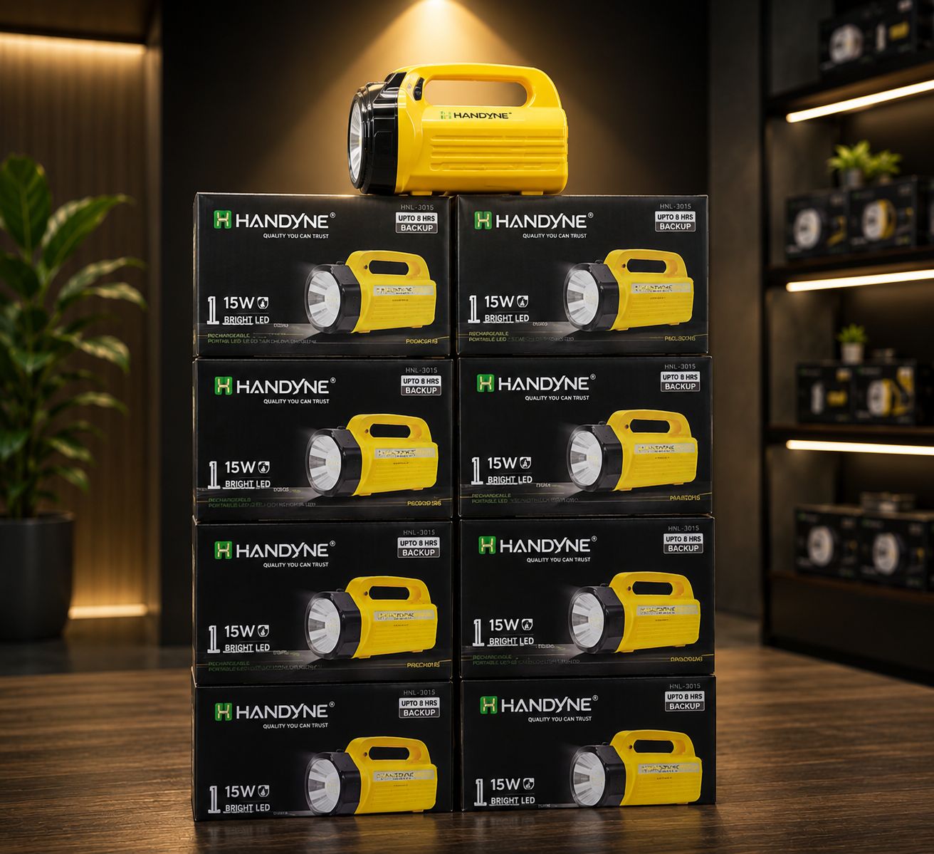 Handyne HNL-3015 15W Rechargeable LED Flashlight