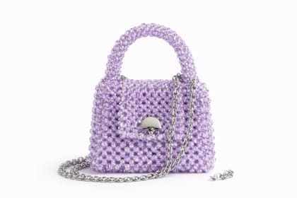 Handcrafted Lavender Pearl Beaded Mini Handbag – Elegant Chain Sling Purse