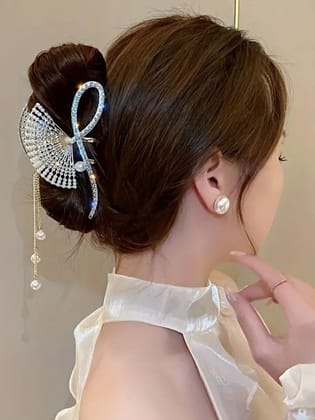Elegant Pearl Metal Hair Claw Clip