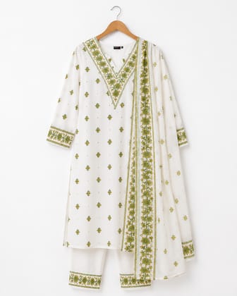 Pranjal White Floral Printed Cotton Kurta Pant Set