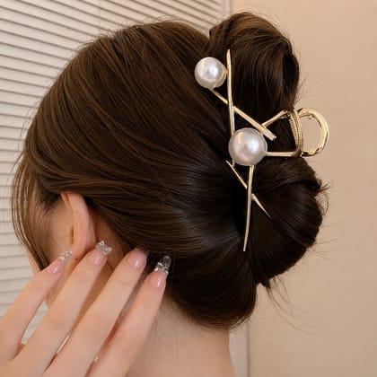Elegant Gold Pearl Metal Hair Claw