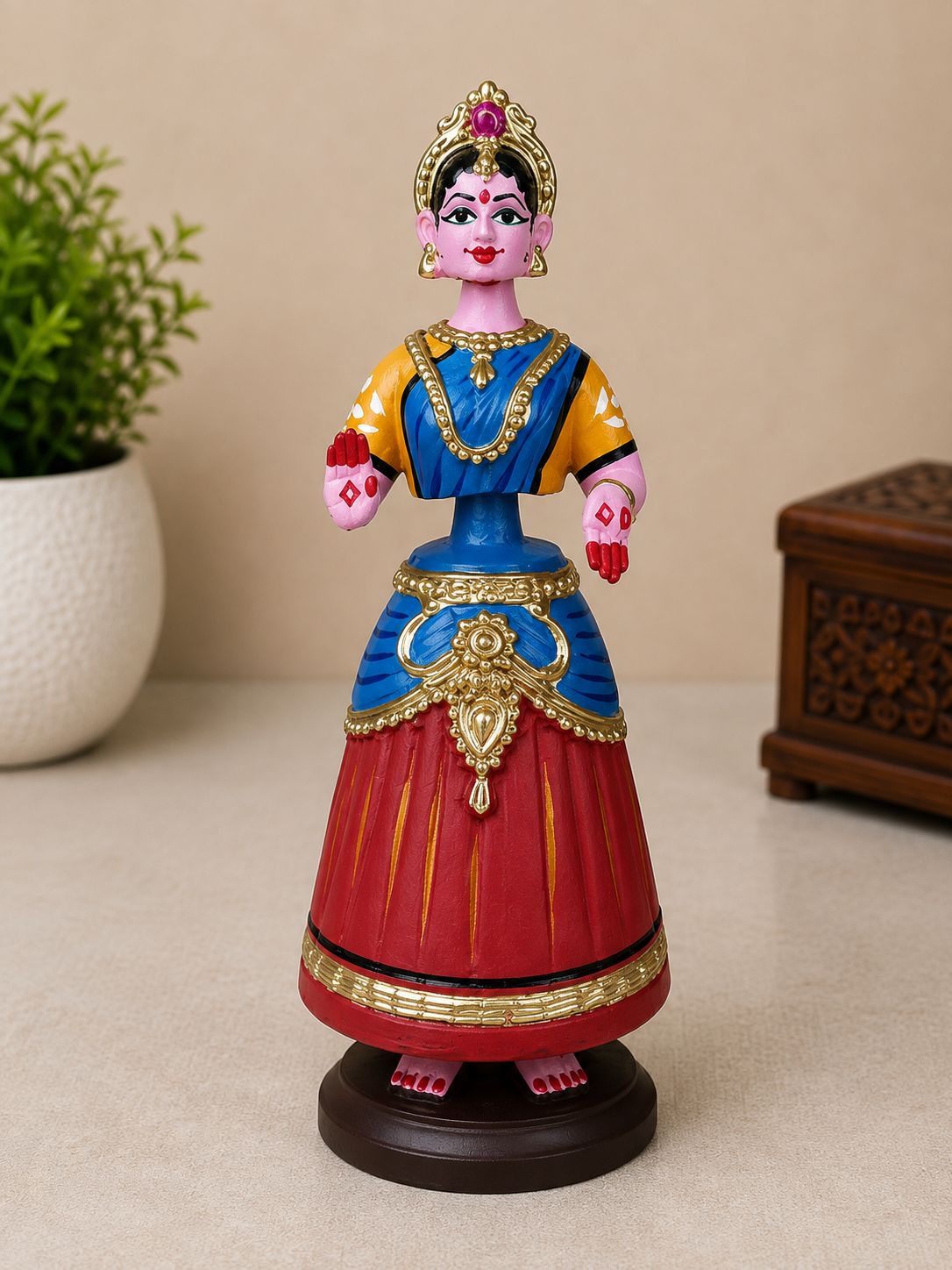 Thanjavur Dancing Doll Rani Multicolor