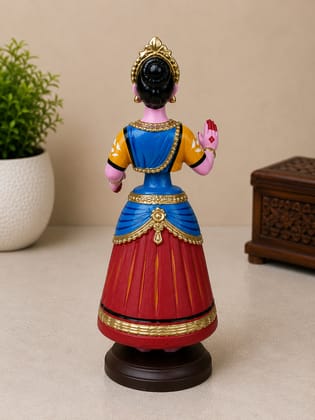 Thanjavur Dancing Doll Rani Multicolor