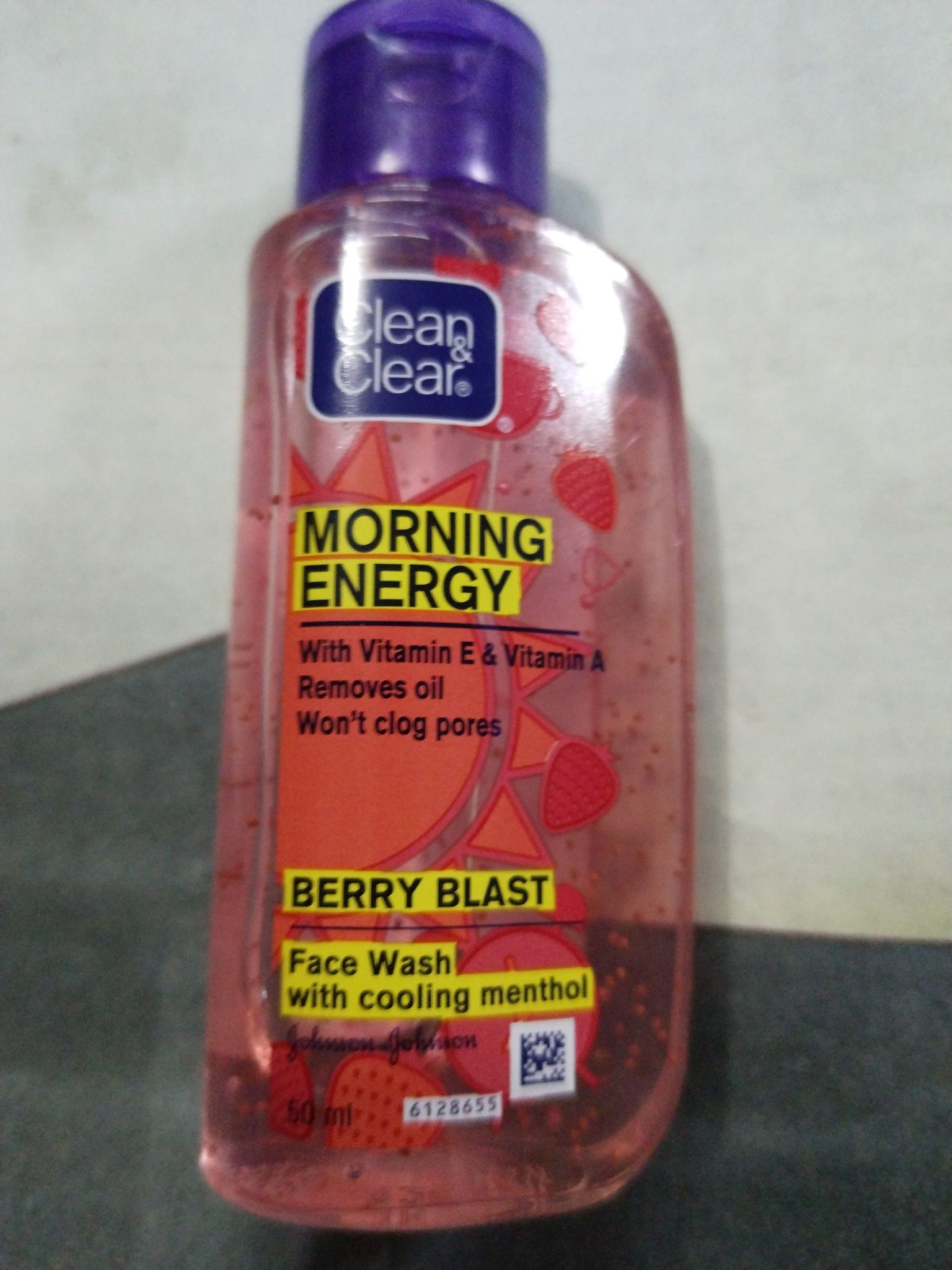 Clean and clear morning energy face wash 