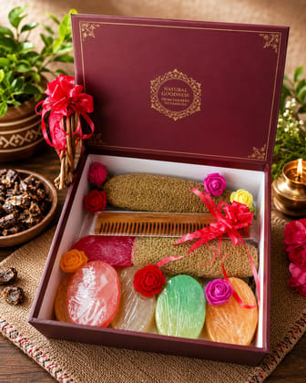 Soap with natural loofah & Neem Wood Comb