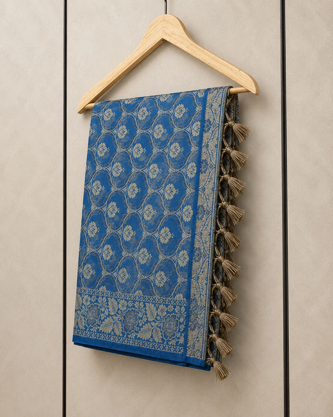 Banarasi Brocade Floral Motifs Blue Stole (Size: 254cm X 90cm)