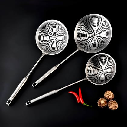 WUGO Stainless Steel Slotted Skimmer Spoon | Long Handle Pasta Strainer & Draining Ladle | Multipurpose Cooking Spoon for Frying, Boiling, Pasta, Noodles & Food Draining (Original)