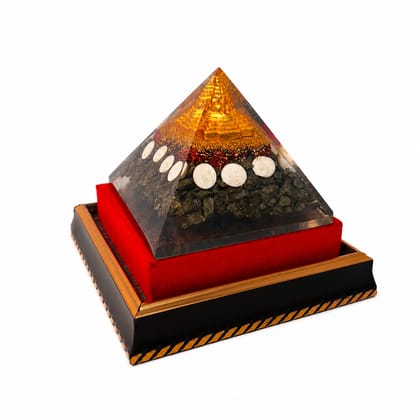 Shree Yantra Lakshmi Orgone Pyramid with Gomti Chakra & Rudraksha | Vastu & Spiritual Decor | Home, Office & Pooja Room