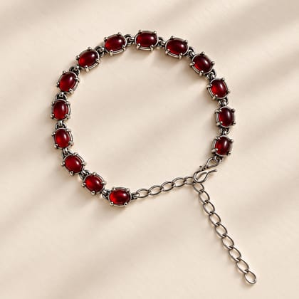 Women’s Red Beaded Bracelet with Adjustable Chain Women’s Red Beaded Bracelet with Adjustable Chain
