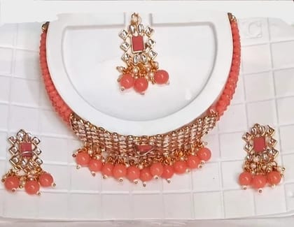 Stunning Corals Choker Set With Earrings