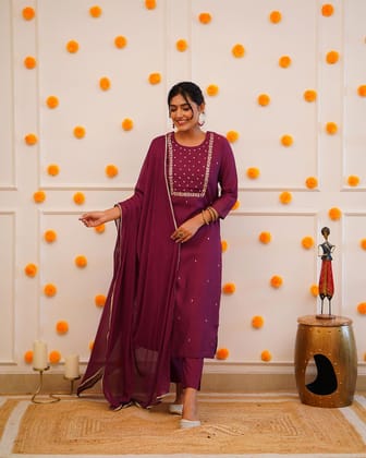 Women RAYON SLUB Embroidered Straight Kurta with pant and dupatta sets-S