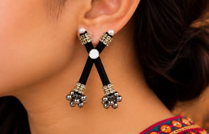 Handmade Black Beaded Drop Earrings – Stylish Lightweight Earrings