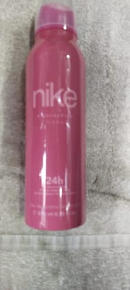 Nike trendy pink woman deodorant 