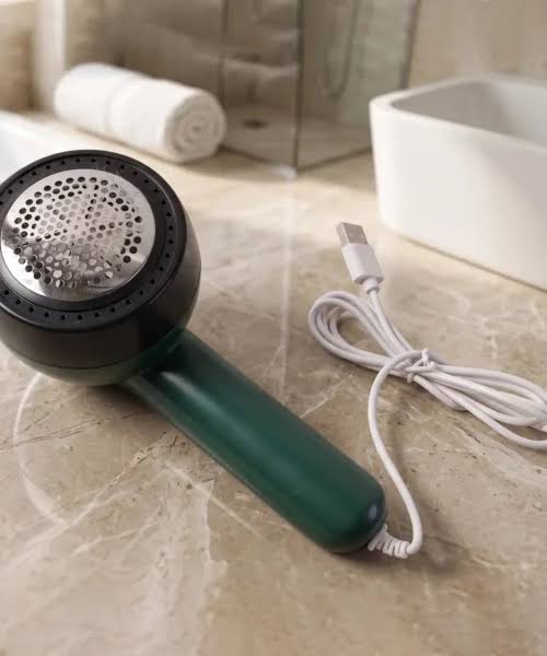 Rechargeable Lint Remover for Clothes | Portable Fabric Shaver for Sweaters, Woolens & Jackets