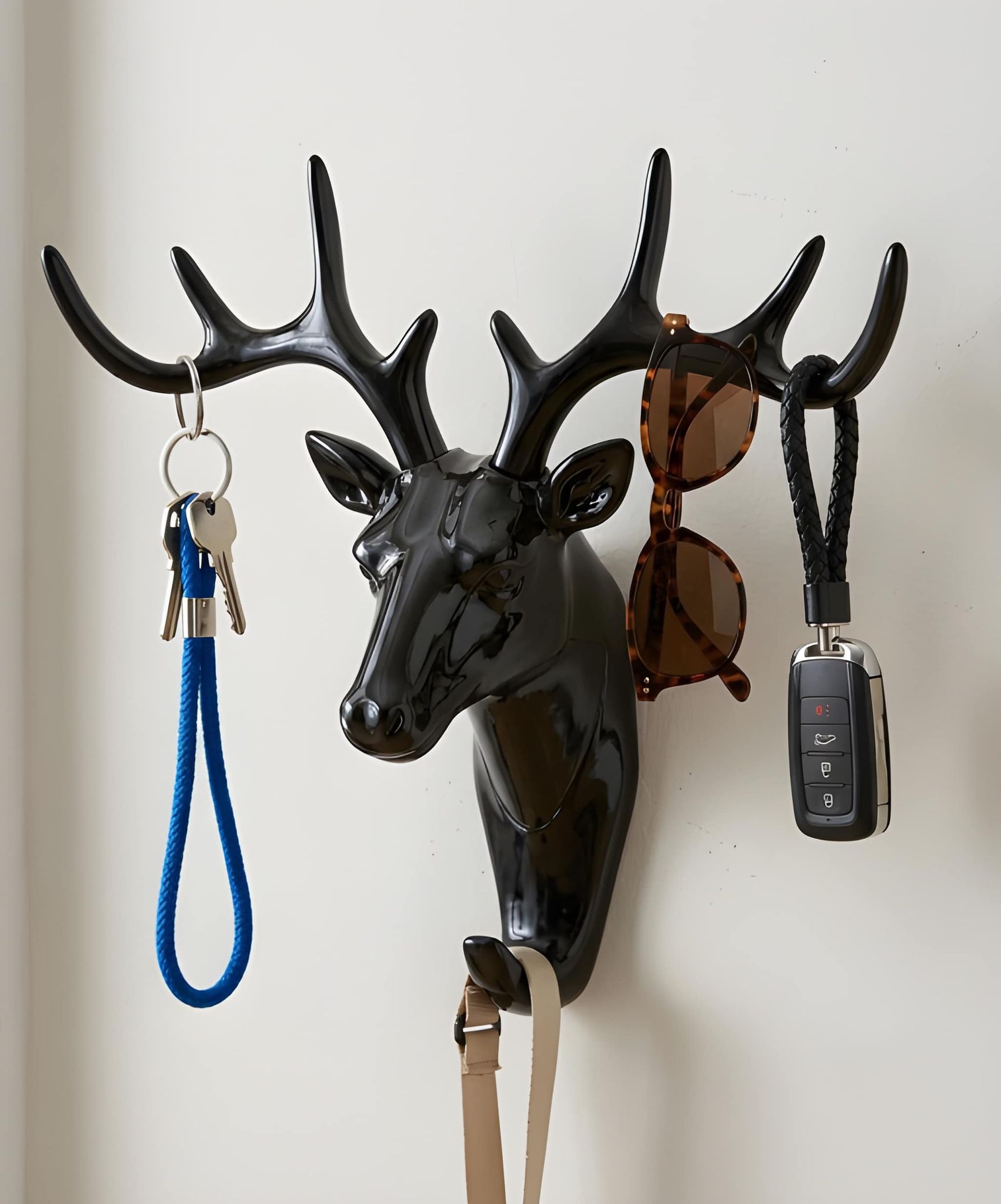 Plastic Deer Head Hanging Hook, Self Adhesive Wall Door Hook Hanger for Bags, Keys, Towels & Accessories, Decorative Sticky Holder for Home, Kitchen, Bathroom and Office