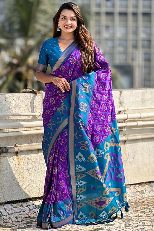 Handloom Ikat Traditional Silk Saree with Contrast Border