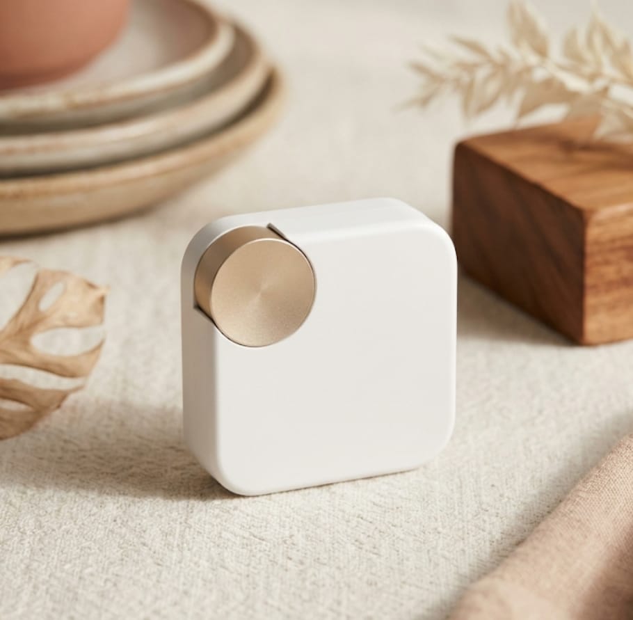 Premium quality buds bluetooth connect with type c charger cable and unique disine spinning disine ear buds 20hour battery