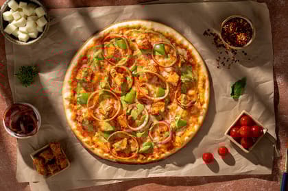 Indian Paneer Tikka Pizza