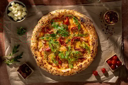 Naples Woodfired Sundried Tomato & Rocket Pizza