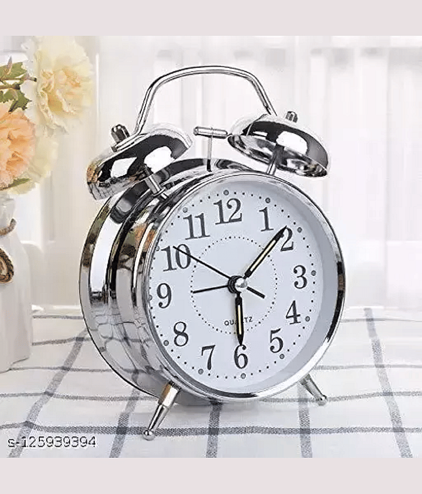 GVL Analog Metal Table Clock - Pack of 1