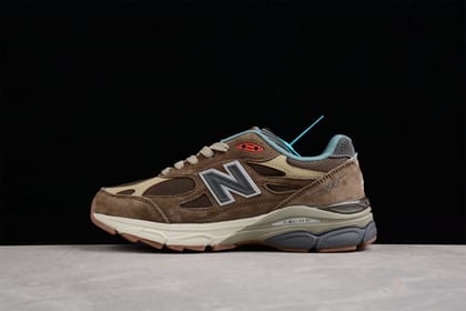 New Balance 990v3 - Bodega Reveals-Euro 44
