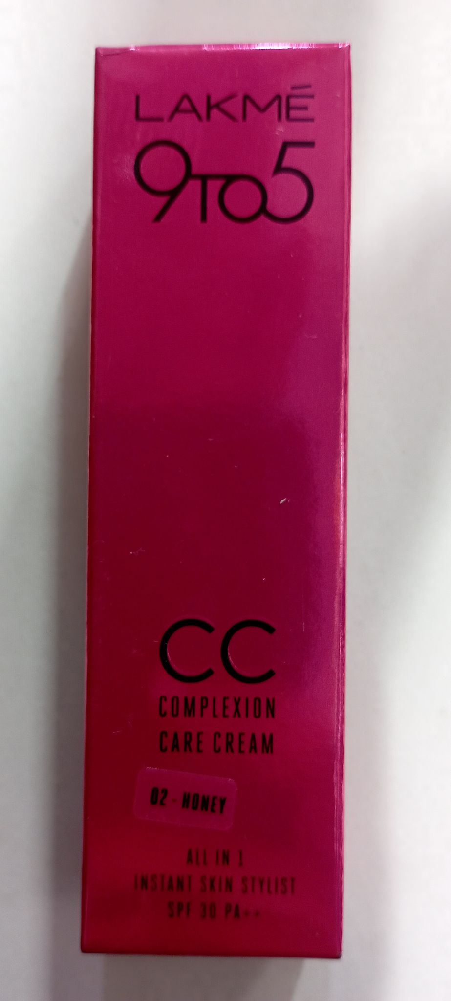 Lakme 9to5 cc complexion care cream 02 honey 9g