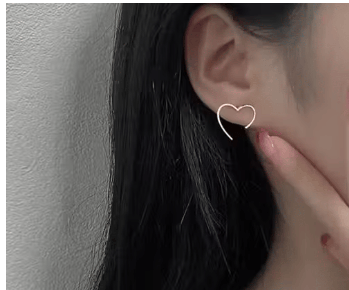 Korean Silver-Coloured Heart-Shaped Stud Earrings  Elegant and Timeless Jewelry for Women, Perfect for Gifts